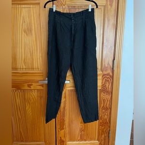 Lightweight Linen high-waisted  Black Pant!